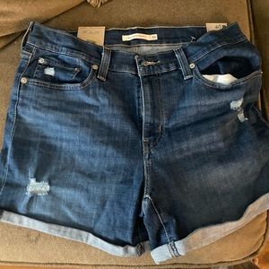 Levi’s shorts